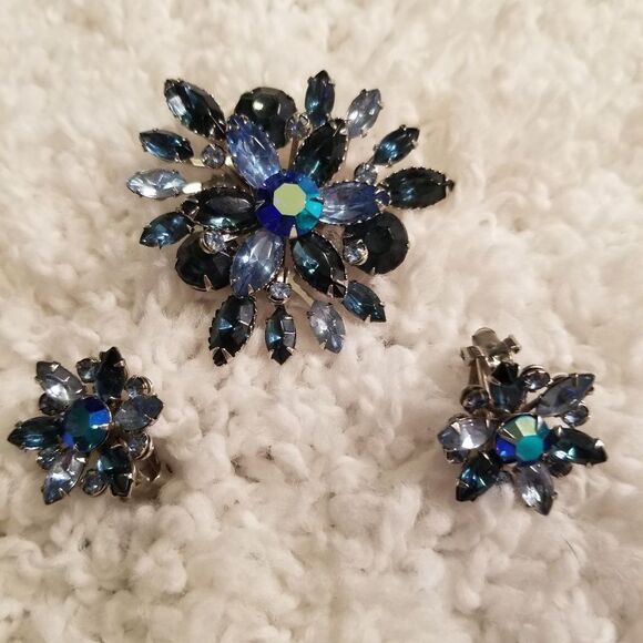 Vtg Beru Jewels Blue R/S Brooch Set - Picture 1 of 8
